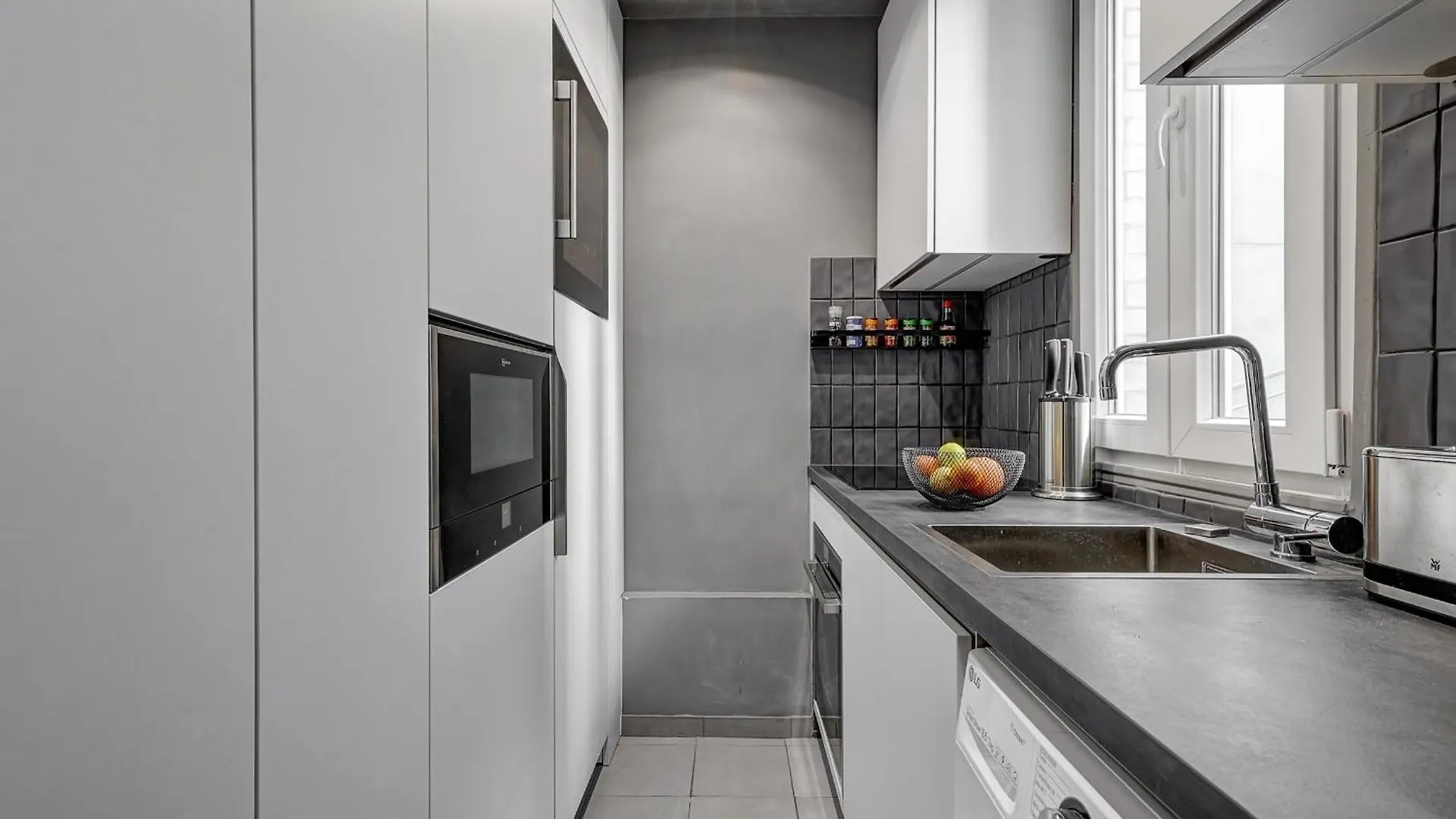 Latin Quarter & Pantheon With Balcony - Cityapartmentstay 巴黎 公寓