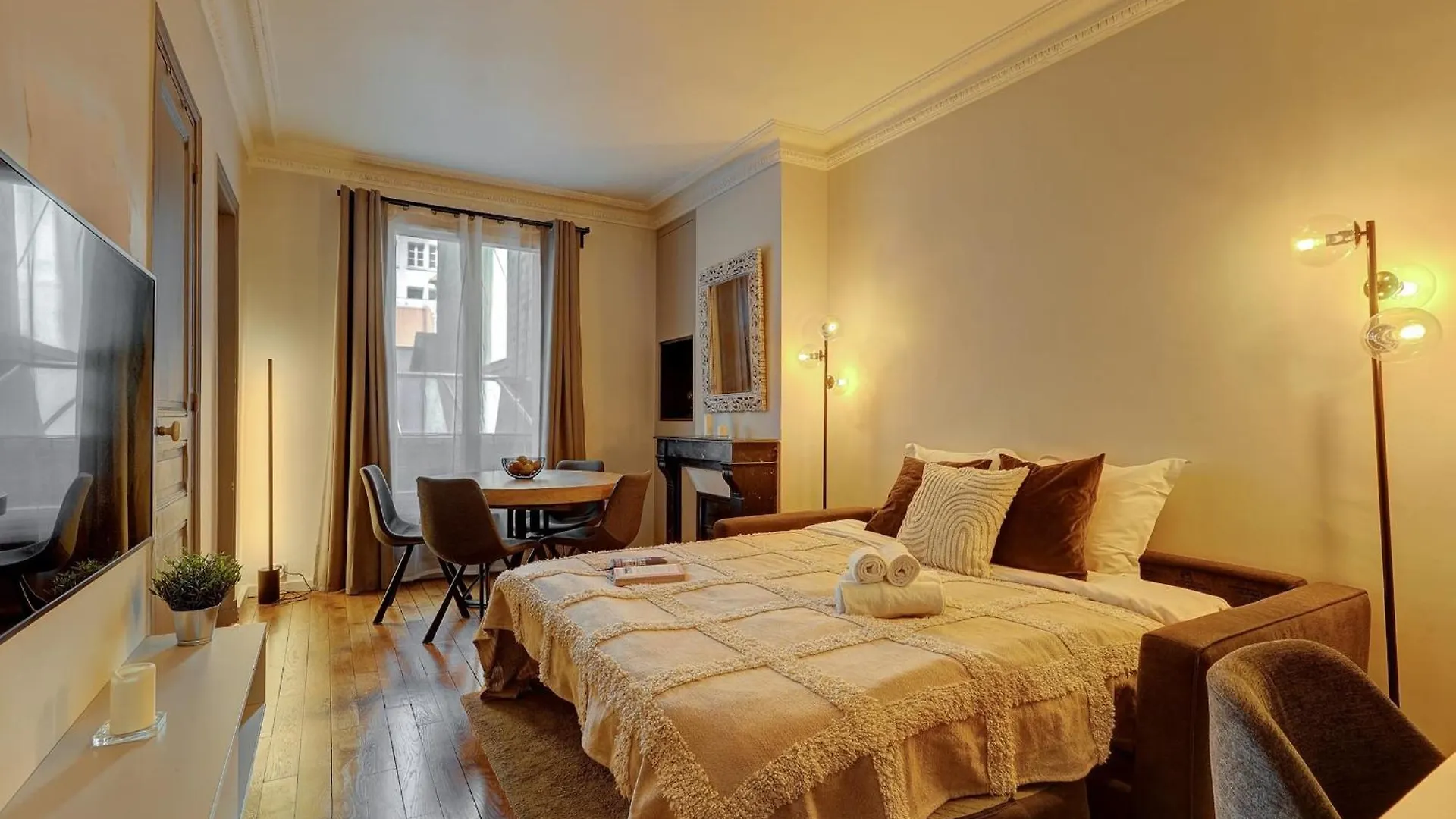 Latin Quarter & Pantheon With Balcony - Cityapartmentstay 巴黎 法国