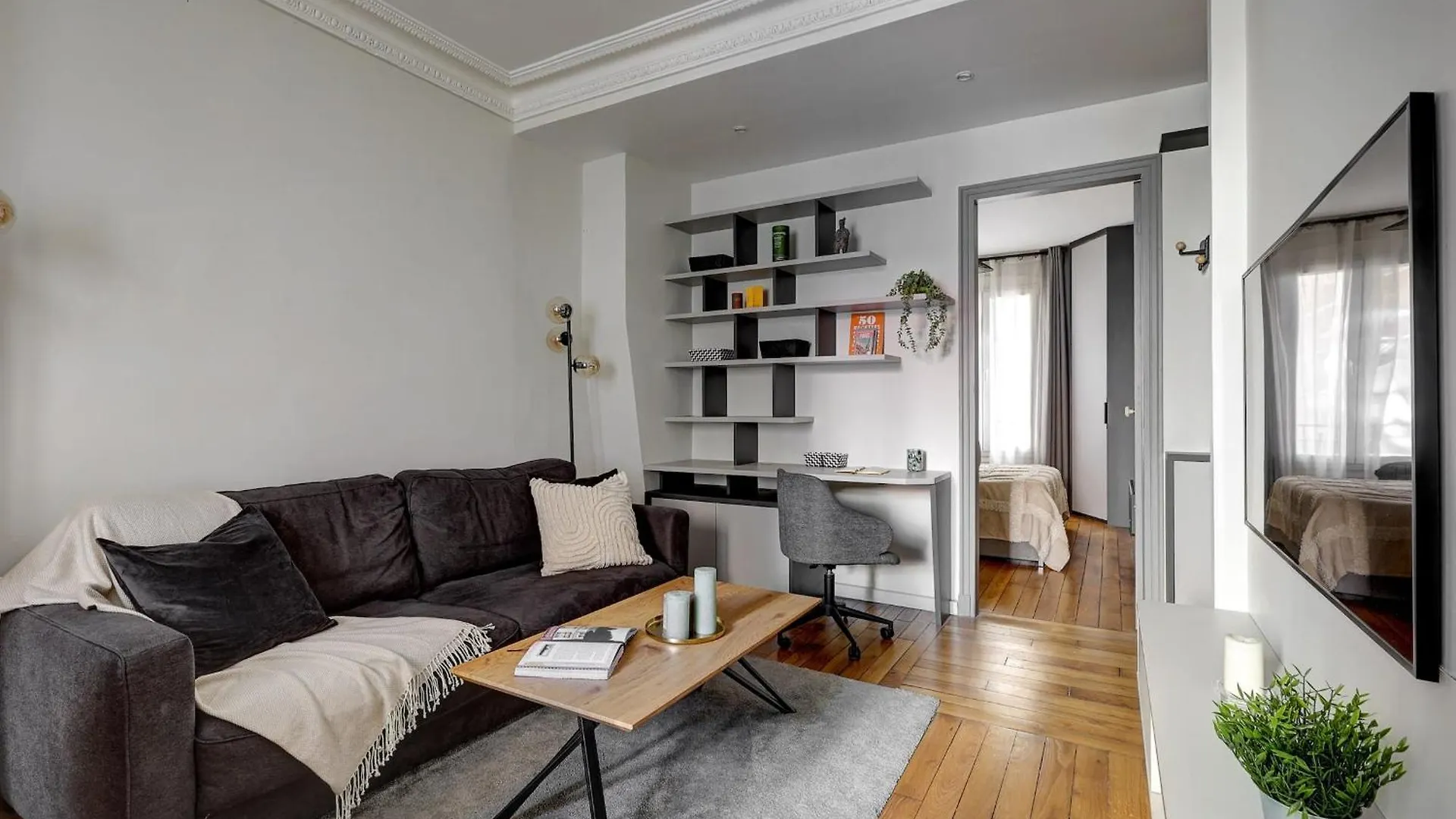Latin Quarter & Pantheon With Balcony - Cityapartmentstay 파리 아파트