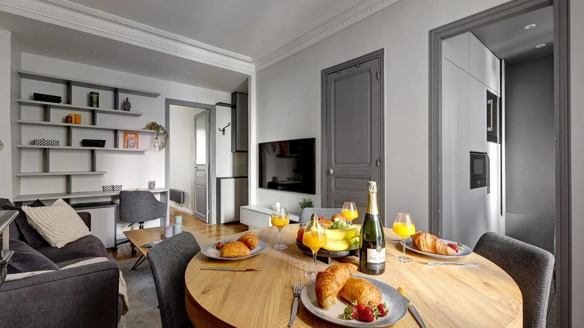 아파트 Latin Quarter & Pantheon With Balcony - Cityapartmentstay 파리 프랑스